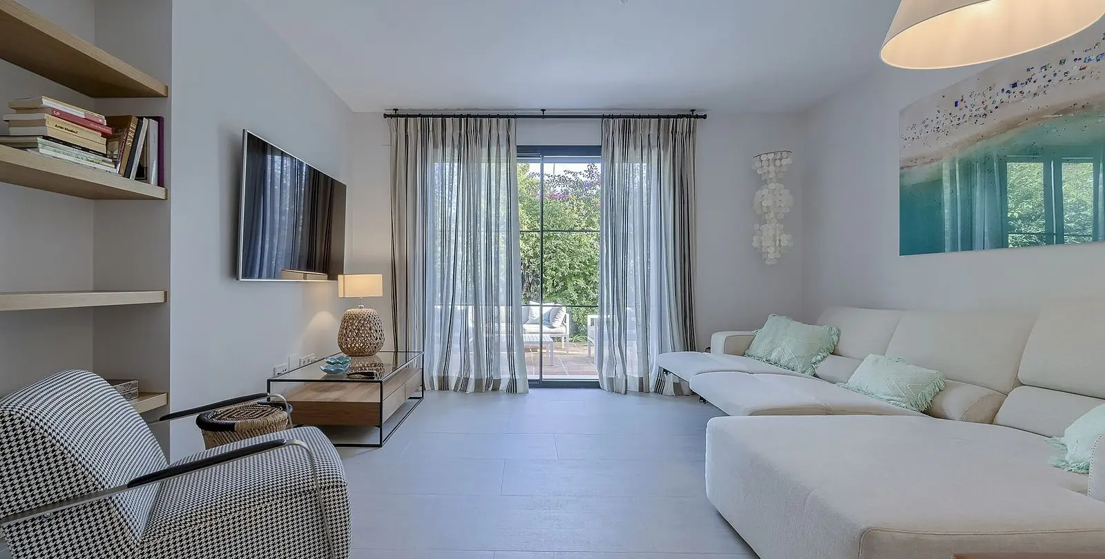 Venta de villa independiente en Los Monteros 10