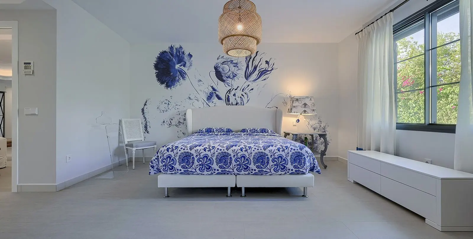 Venta de villa independiente en Los Monteros 15