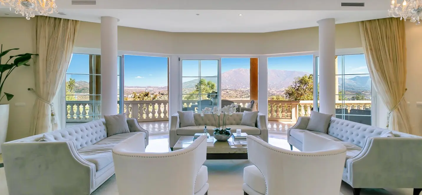 Venta de villa independiente en La Cala Golf 1