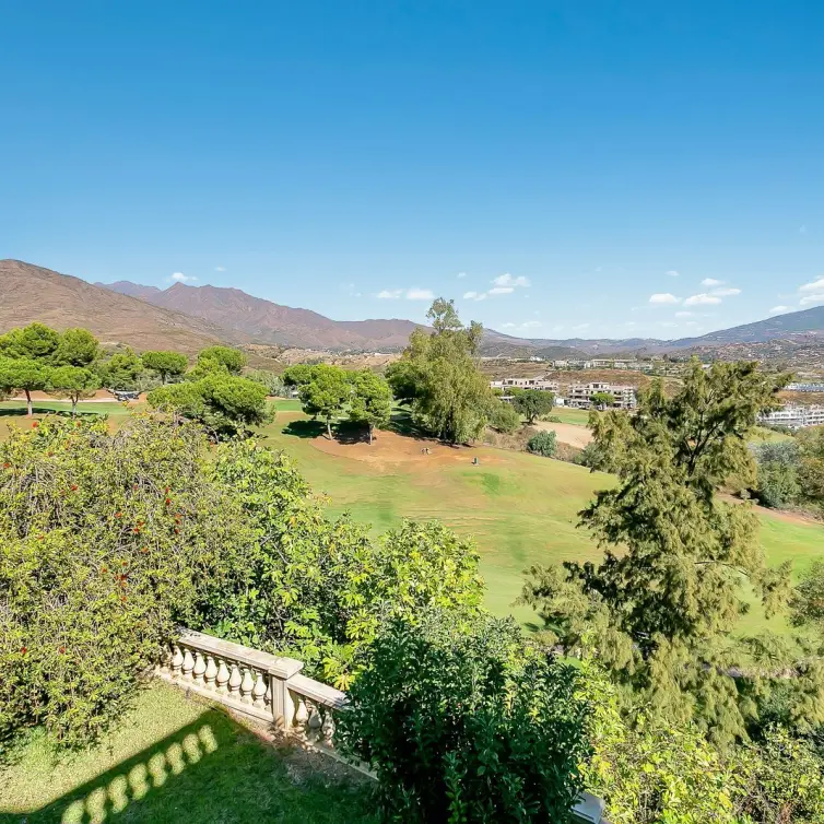 Venta de villa independiente en La Cala Golf