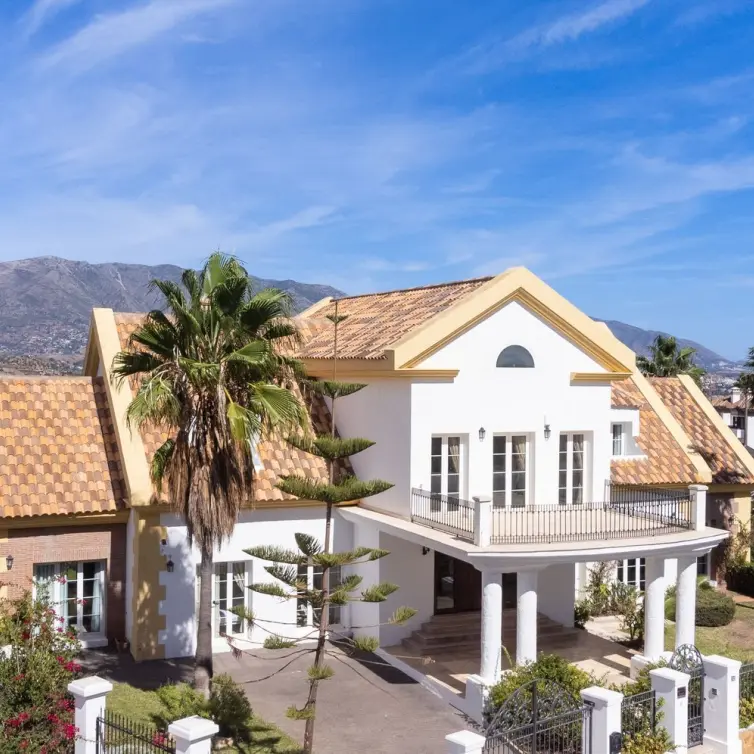 Venta de villa independiente en La Cala Golf