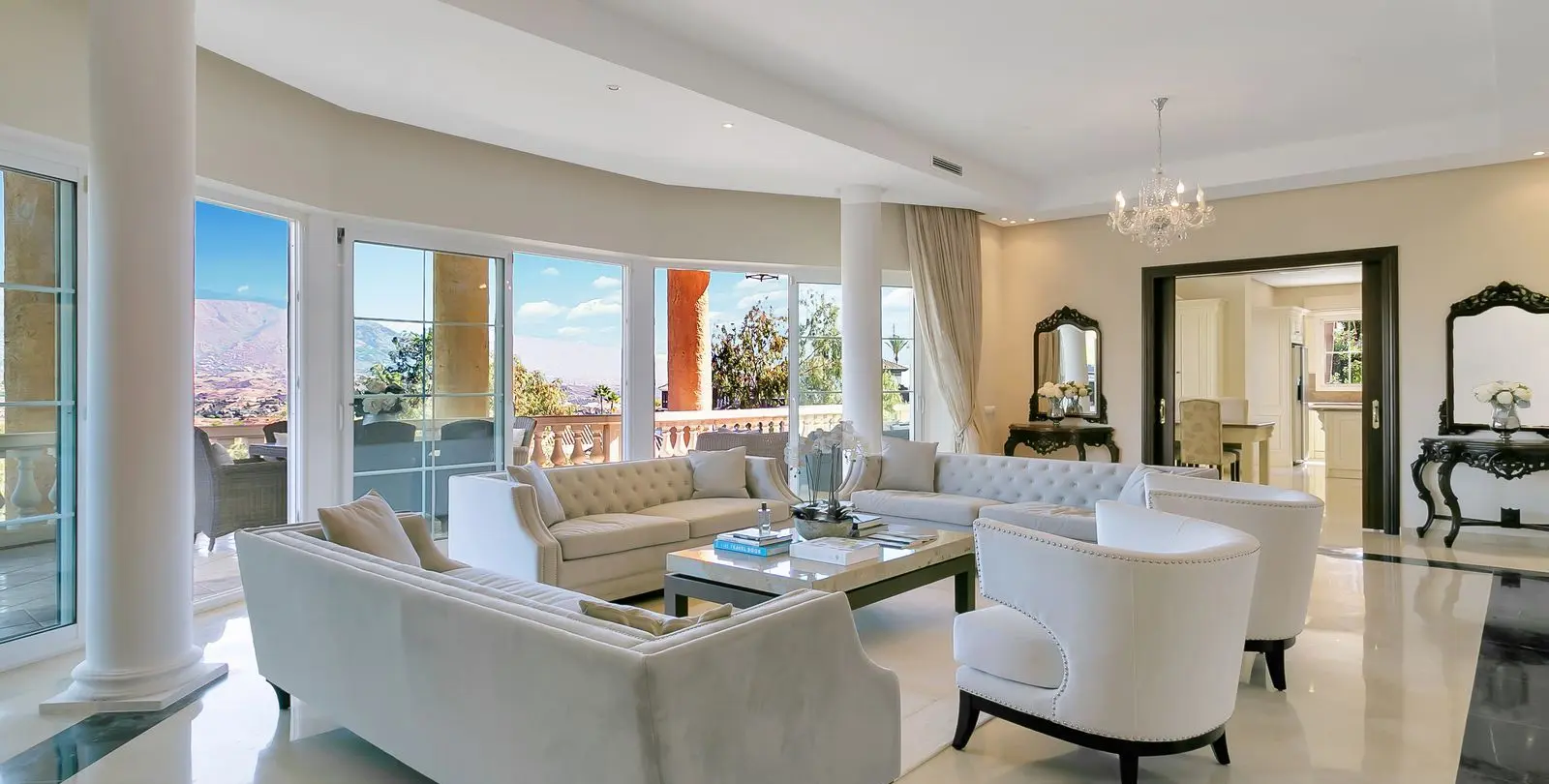 Venta de villa independiente en La Cala Golf 8