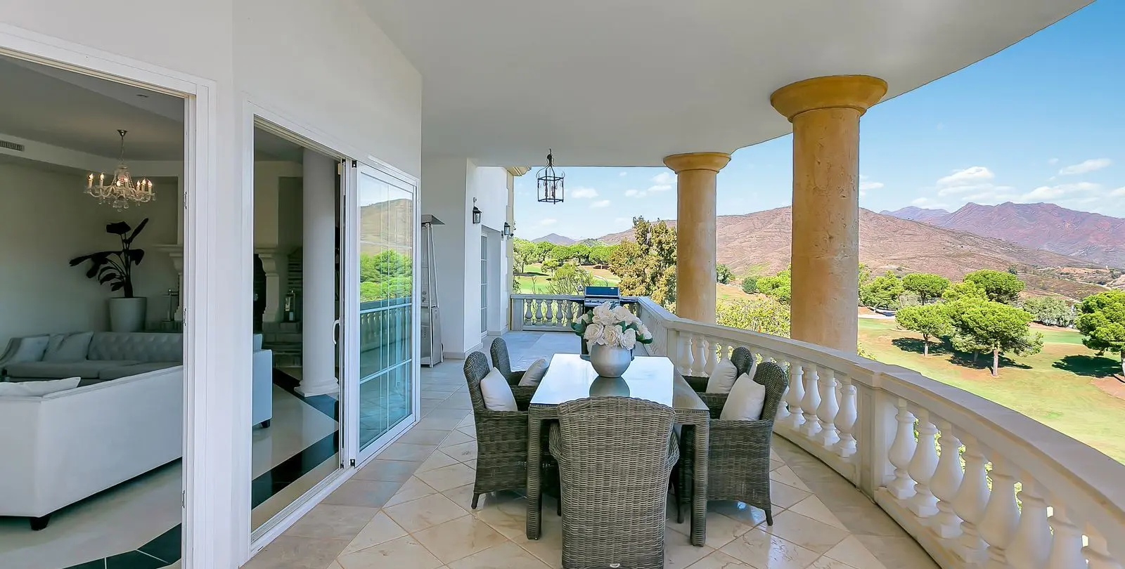 Venta de villa independiente en La Cala Golf 22