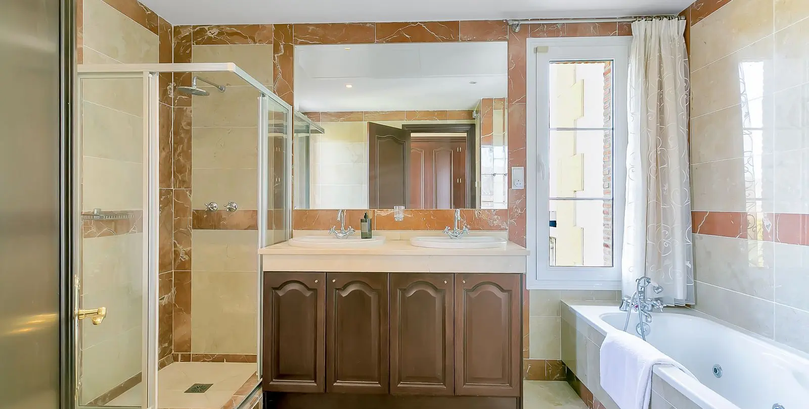 Venta de villa independiente en La Cala Golf 26