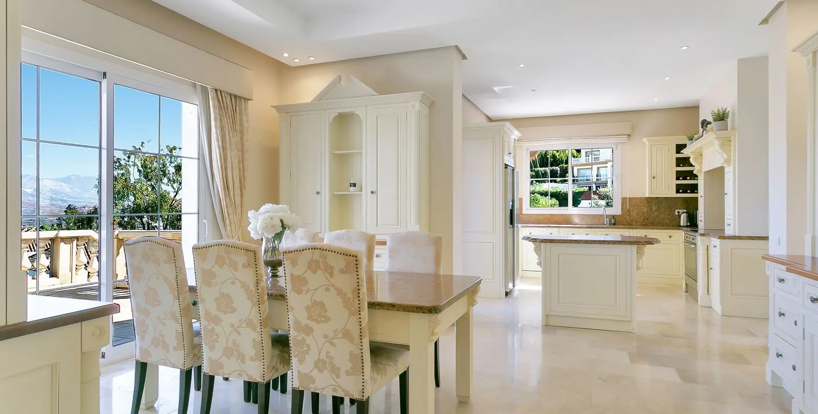 Venta de villa independiente en La Cala Golf 36