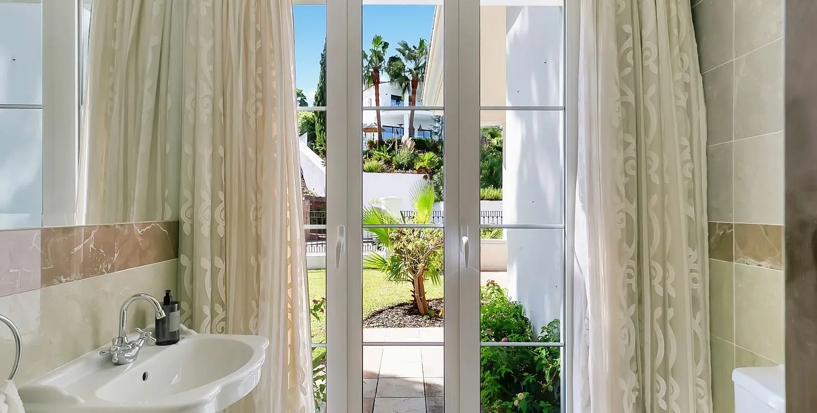Venta de villa independiente en La Cala Golf 51