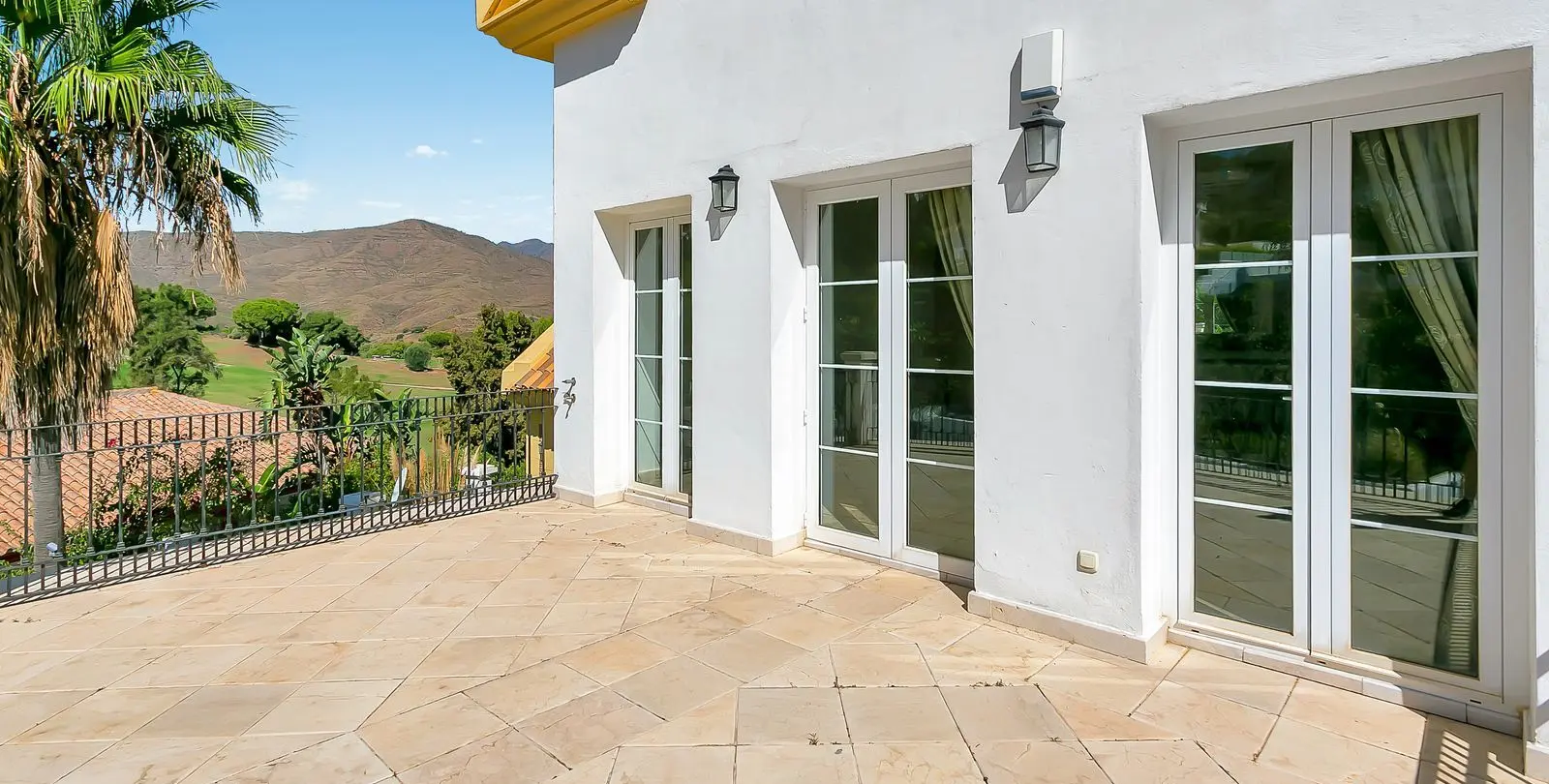 Venta de villa independiente en La Cala Golf 72