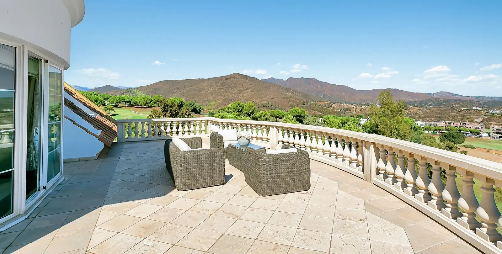 Venta de villa independiente en La Cala Golf 76