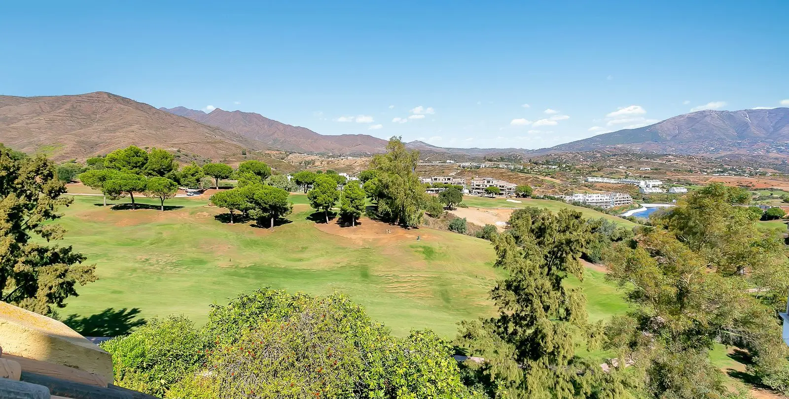 Venta de villa independiente en La Cala Golf 88