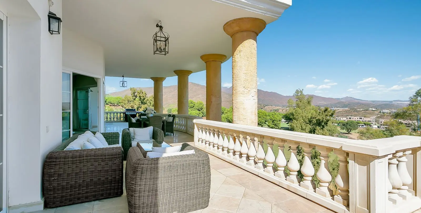 Venta de villa independiente en La Cala Golf 119