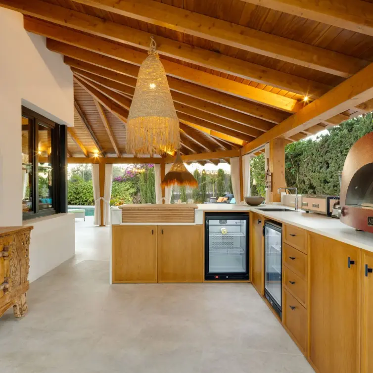 Venta de villa independiente en Guadalmina Alta