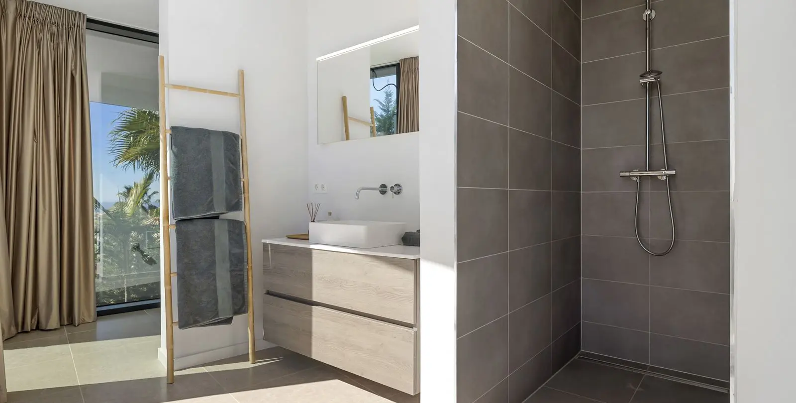 Venta de villa independiente en Benahavís 22