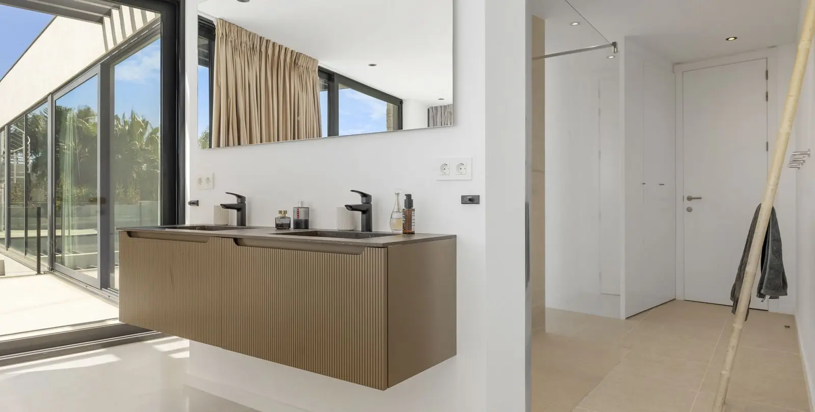 Venta de villa independiente en Benahavís 29