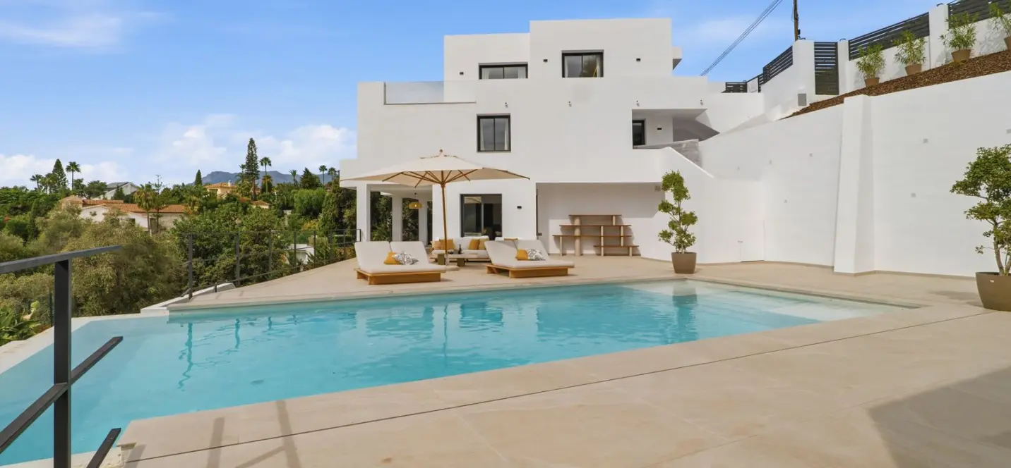 Venta de villa independiente en El Rosario 1