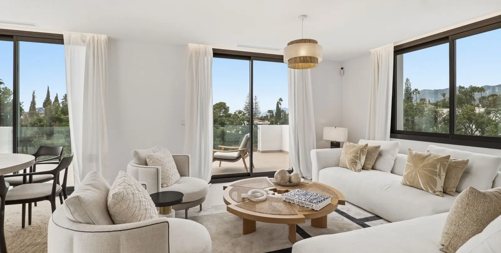 Venta de villa independiente en El Rosario 7