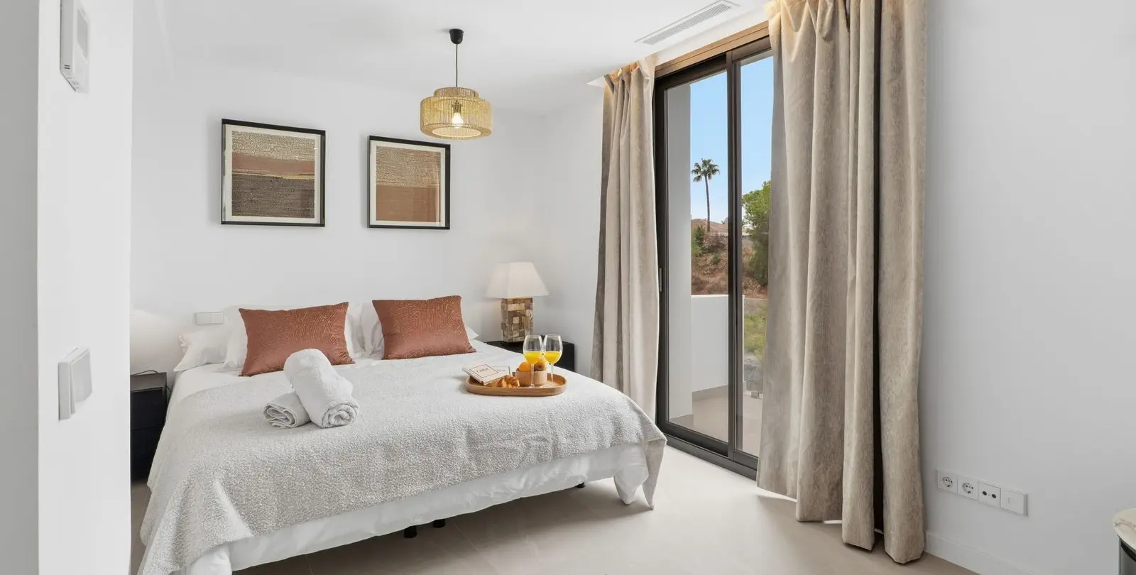 Venta de villa independiente en El Rosario 33