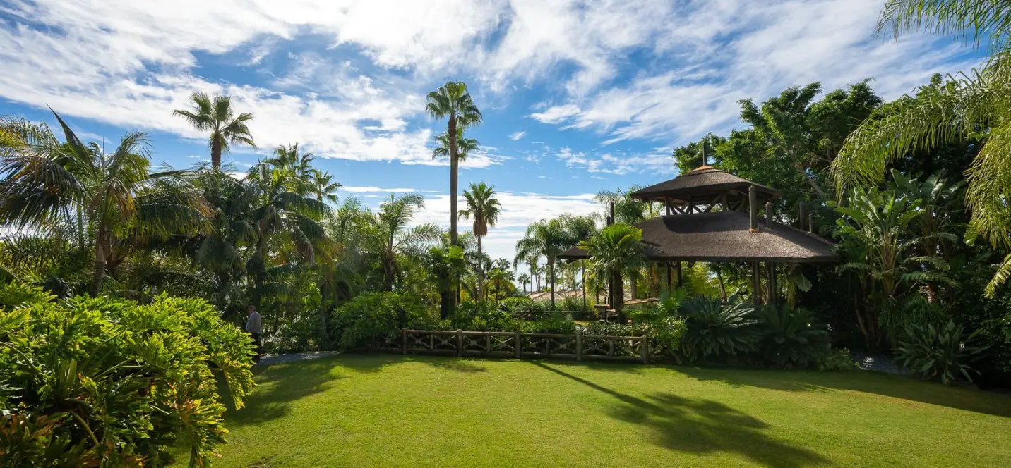 Venta de villa independiente en Sierra Blanca 1
