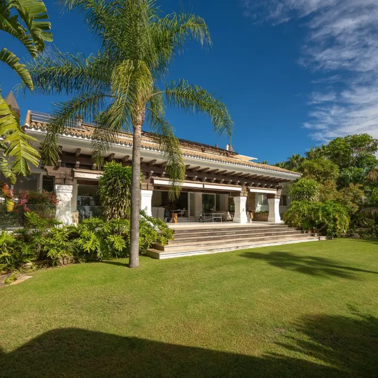Venta de villa independiente en Sierra Blanca
