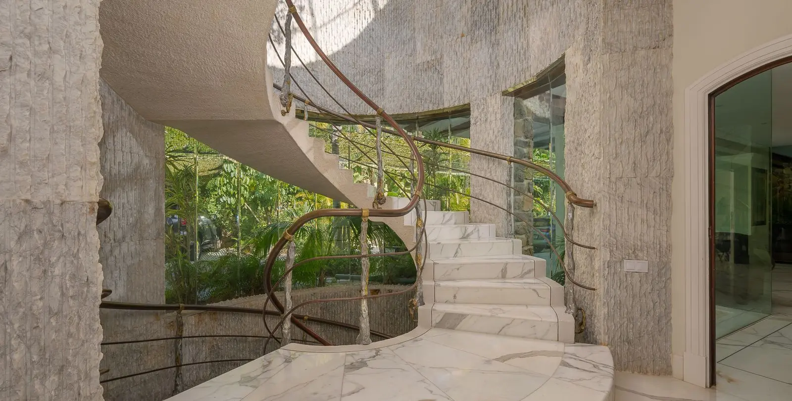 Venta de villa independiente en Sierra Blanca 5