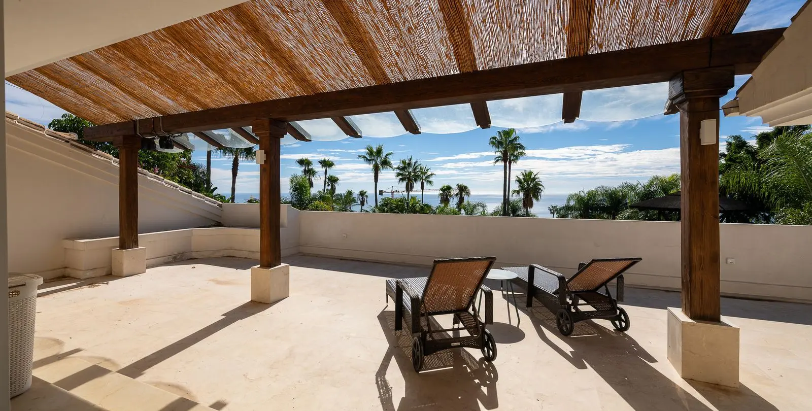 Venta de villa independiente en Sierra Blanca 9