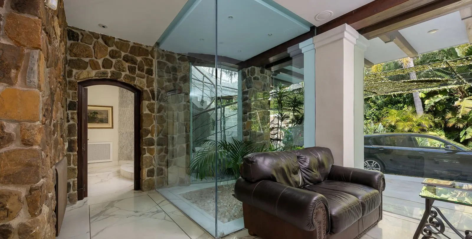 Venta de villa independiente en Sierra Blanca 27