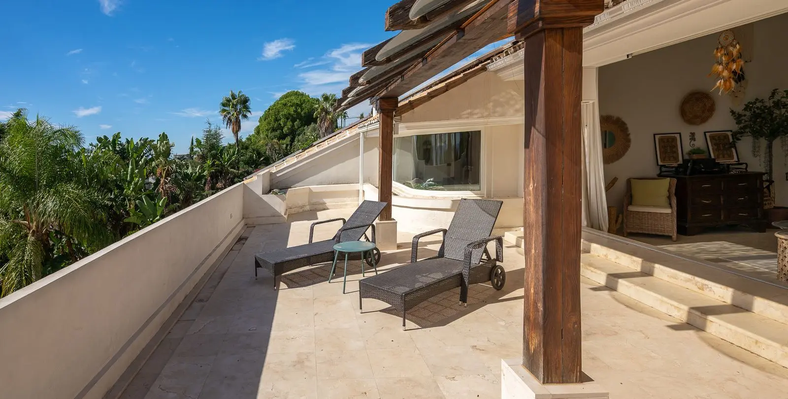 Venta de villa independiente en Sierra Blanca 32