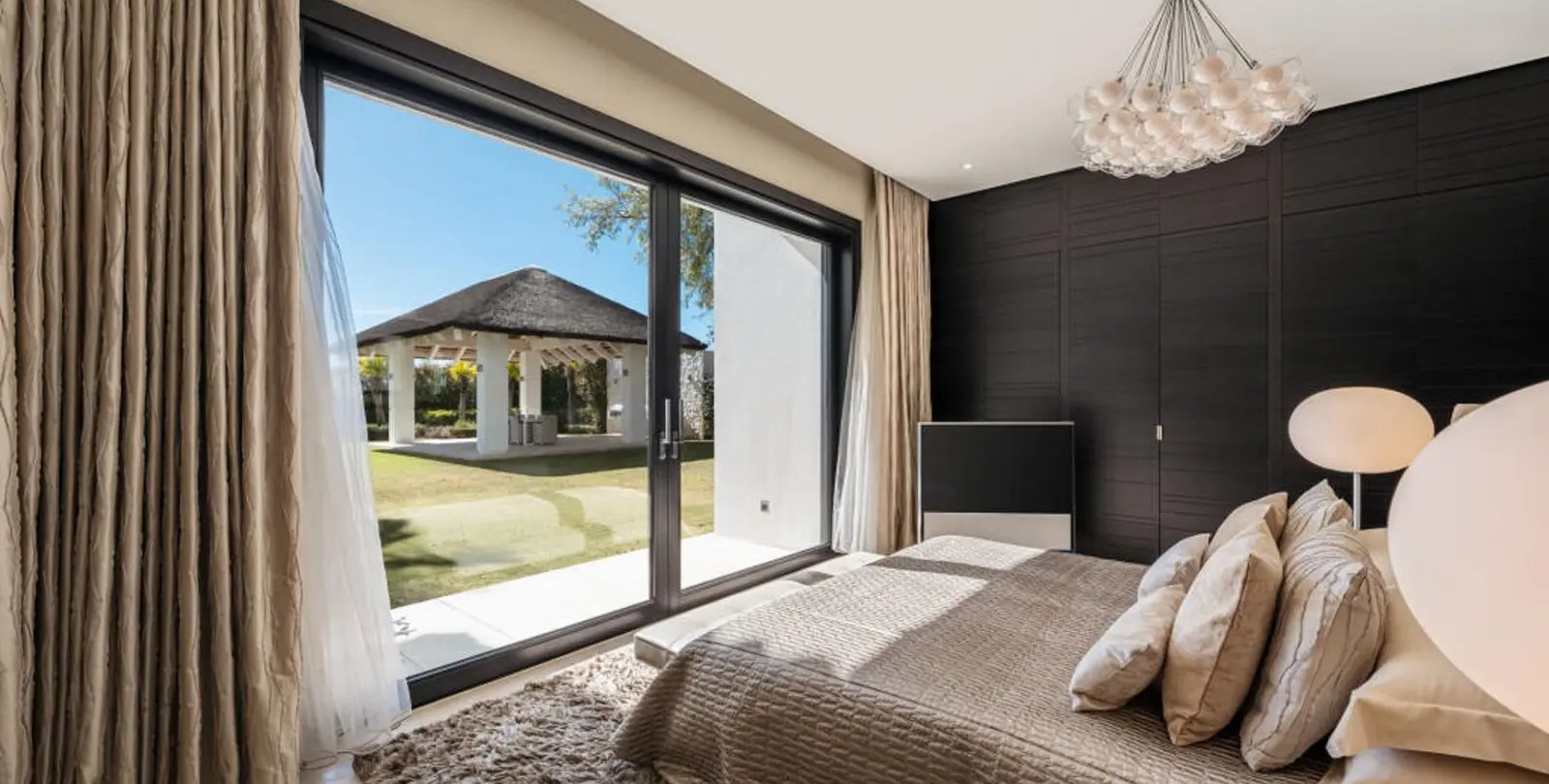 Venta de villa independiente en La Zagaleta 11