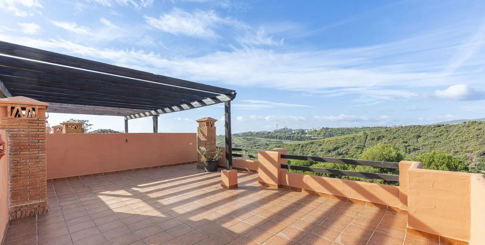 Продажа пентхауса в Casares Playa 22