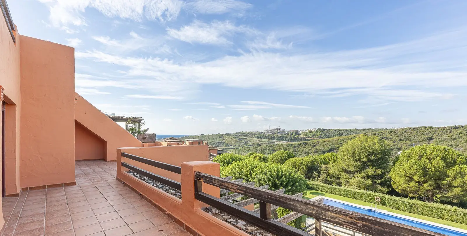 Продажа пентхауса в Casares Playa 25