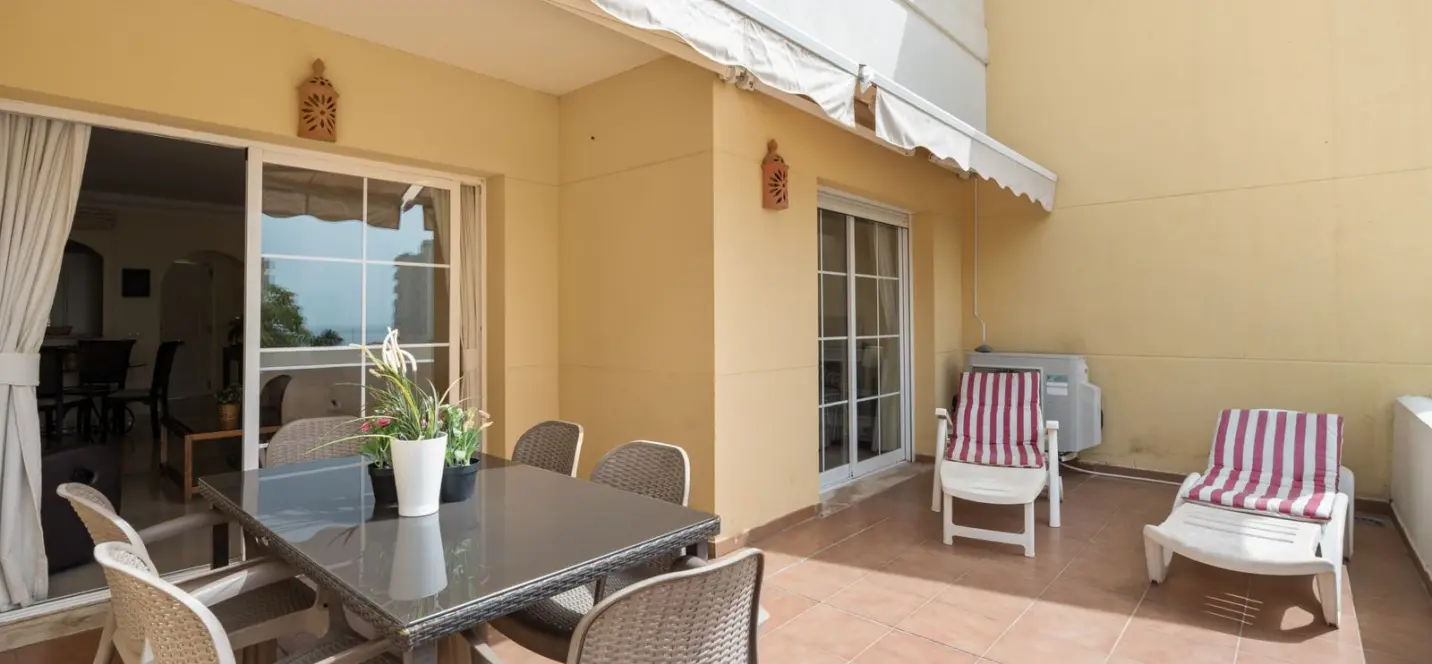 Продажа апартаментов на среднем этаже в Estepona 3