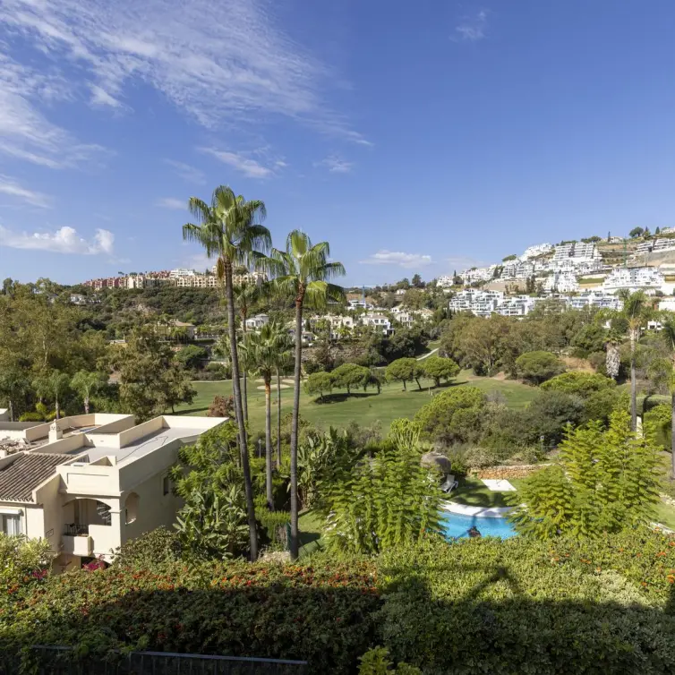 Sale of penthouse duplex in La Quinta