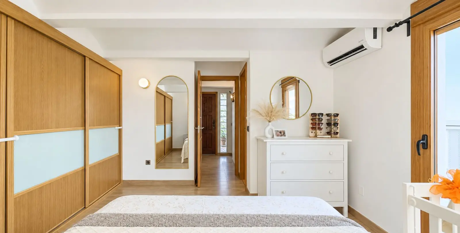 Продажа дома на две семьи в Estepona 8