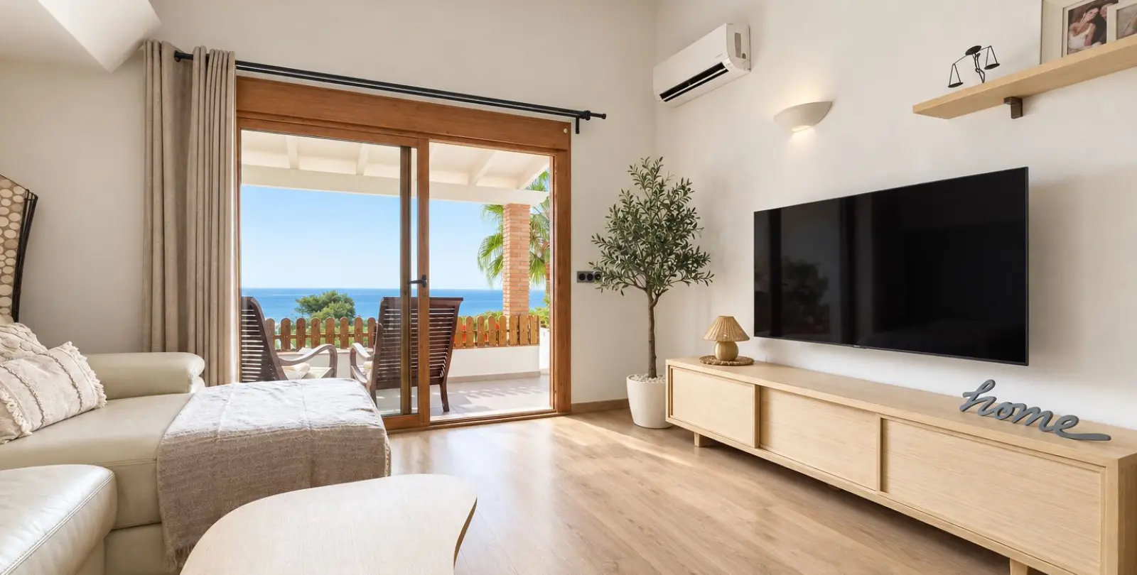 Продажа дома на две семьи в Estepona 19