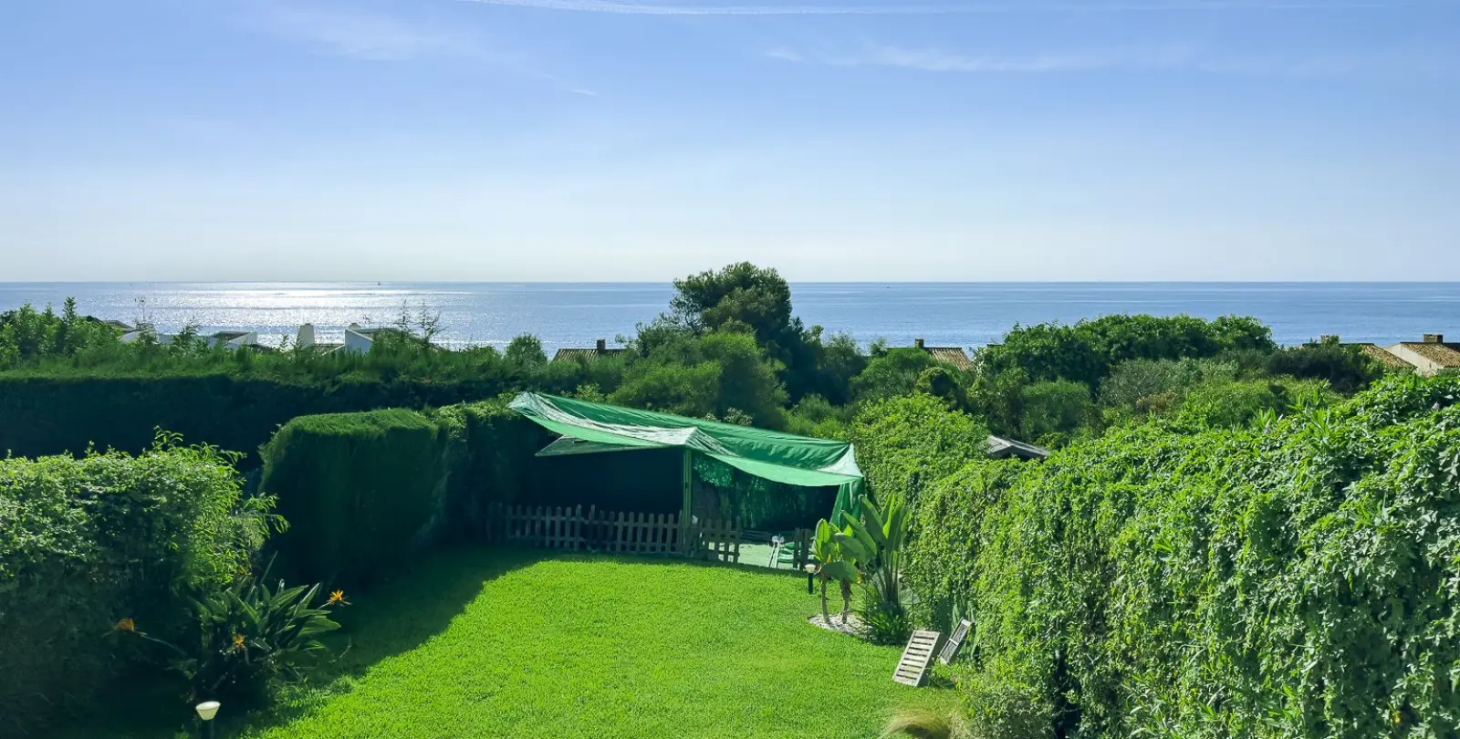 Продажа дома на две семьи в Estepona 22