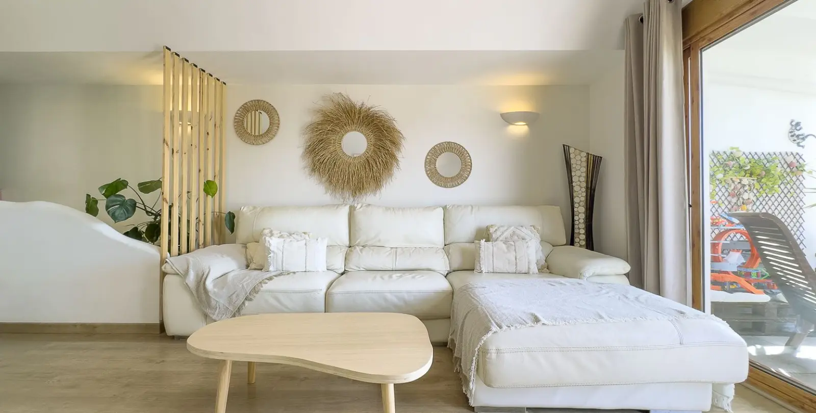 Продажа дома на две семьи в Estepona 24