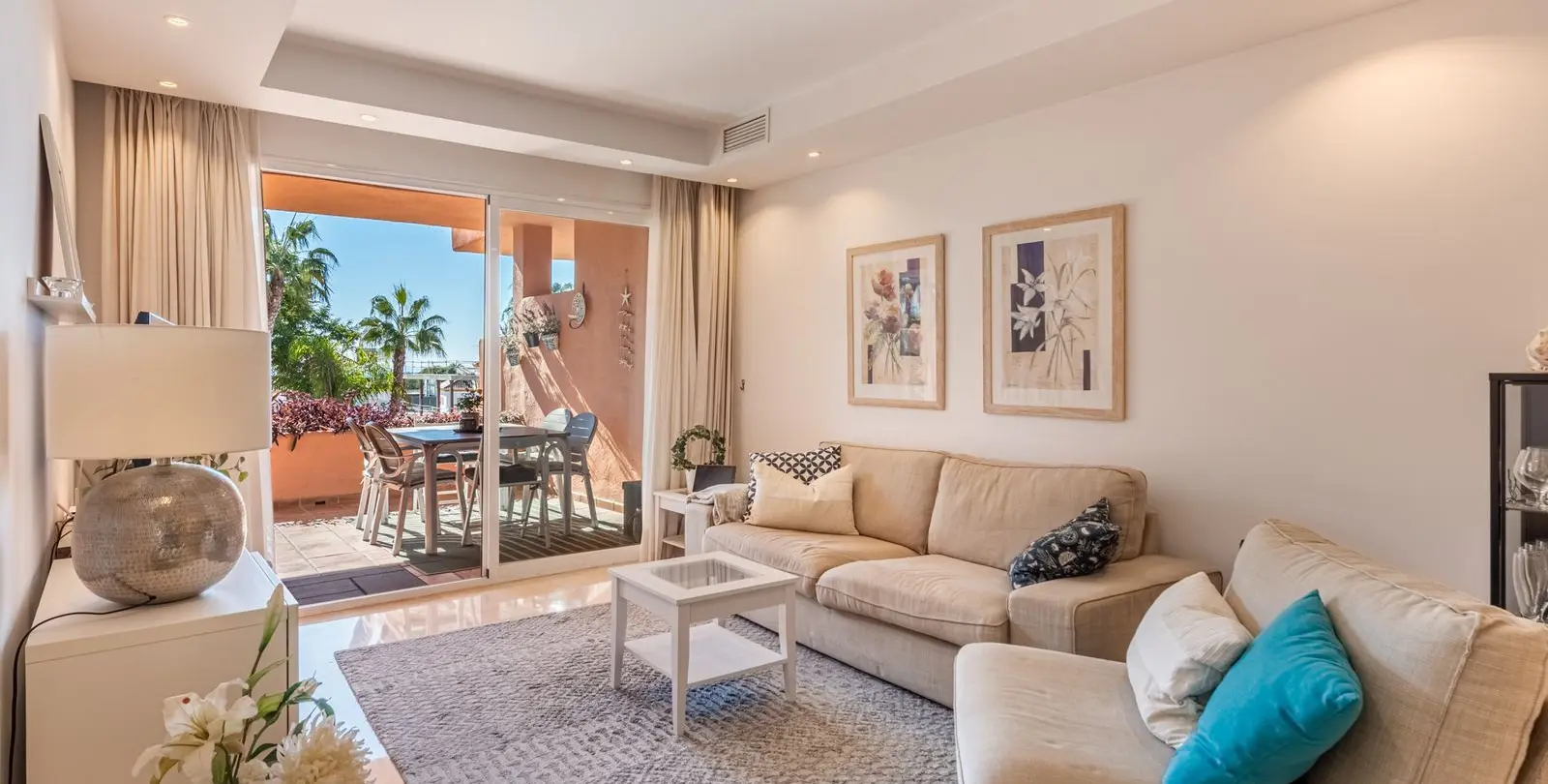 Продажа апартаментов на среднем этаже в The Golden Mile 4