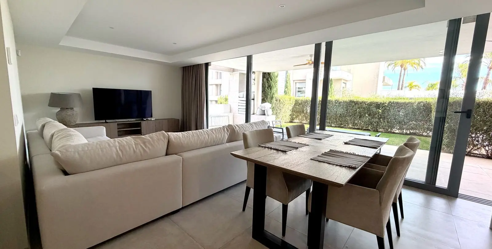 Venta de apartamento en planta baja en Cancelada 9
