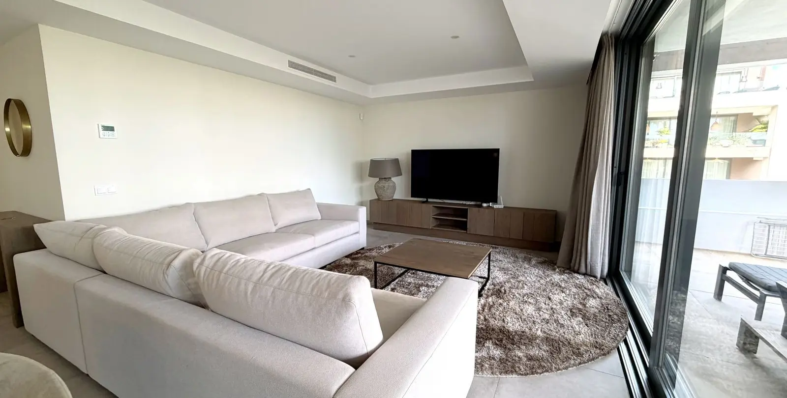 Venta de apartamento en planta baja en Cancelada 10