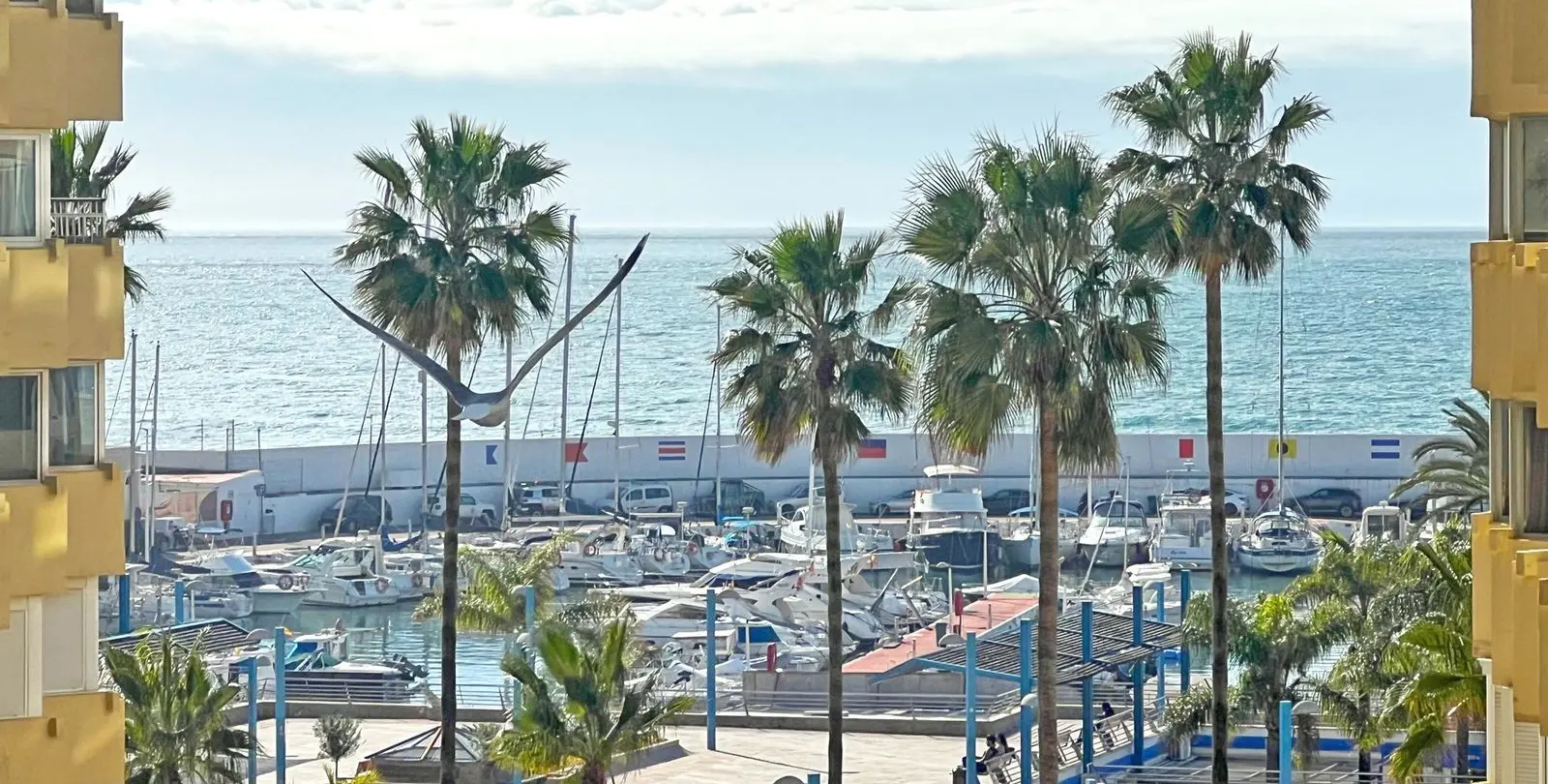 Venta de apartamento en planta media en Marbella 4