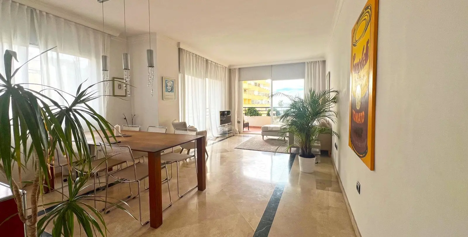 Venta de apartamento en planta media en Marbella 7