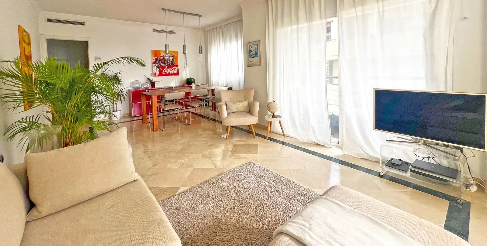 Venta de apartamento en planta media en Marbella 11