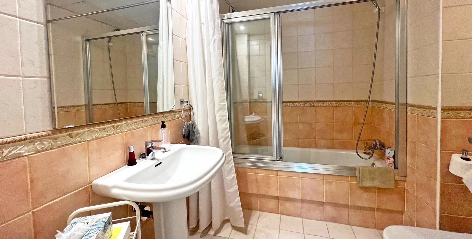 Venta de apartamento en planta media en Marbella 28