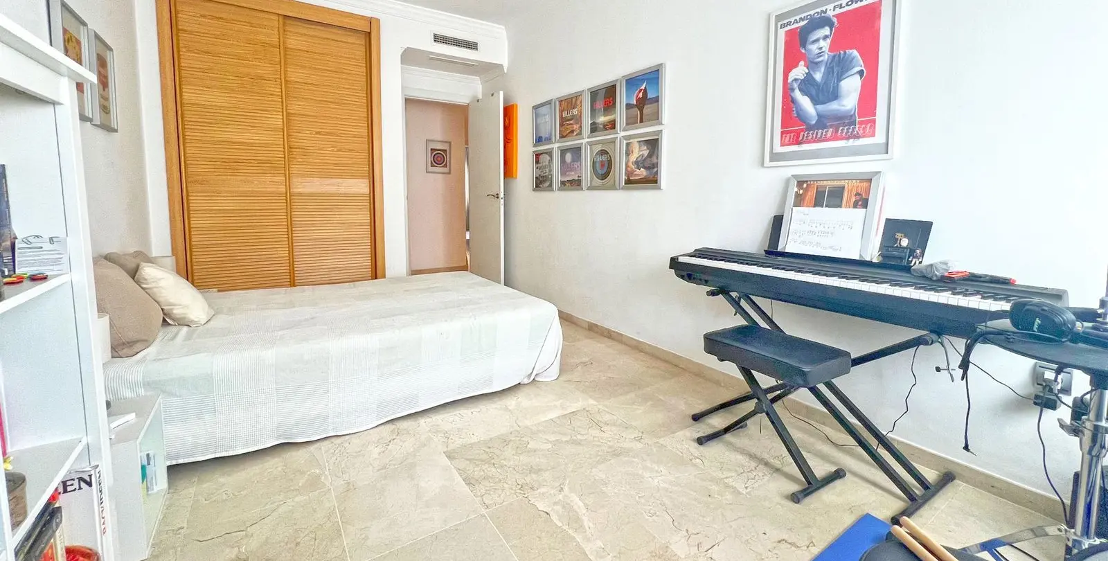 Venta de apartamento en planta media en Marbella 31