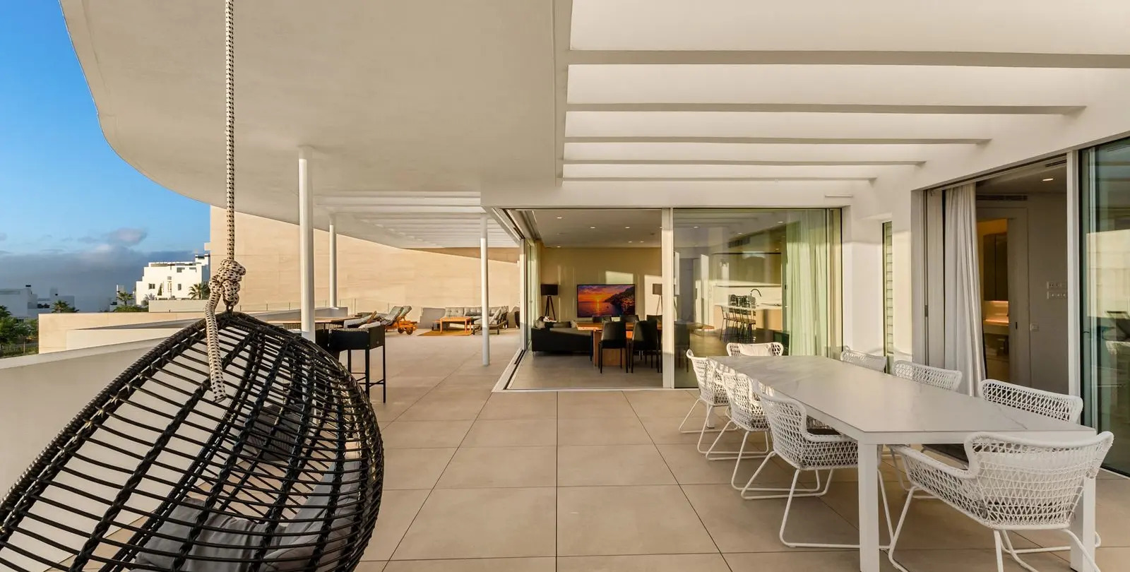 Venta de ático dúplex en Ojén 10