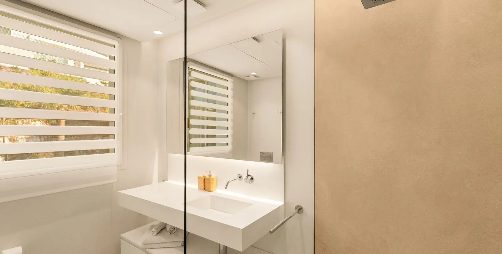 Venta de ático dúplex en Ojén 21