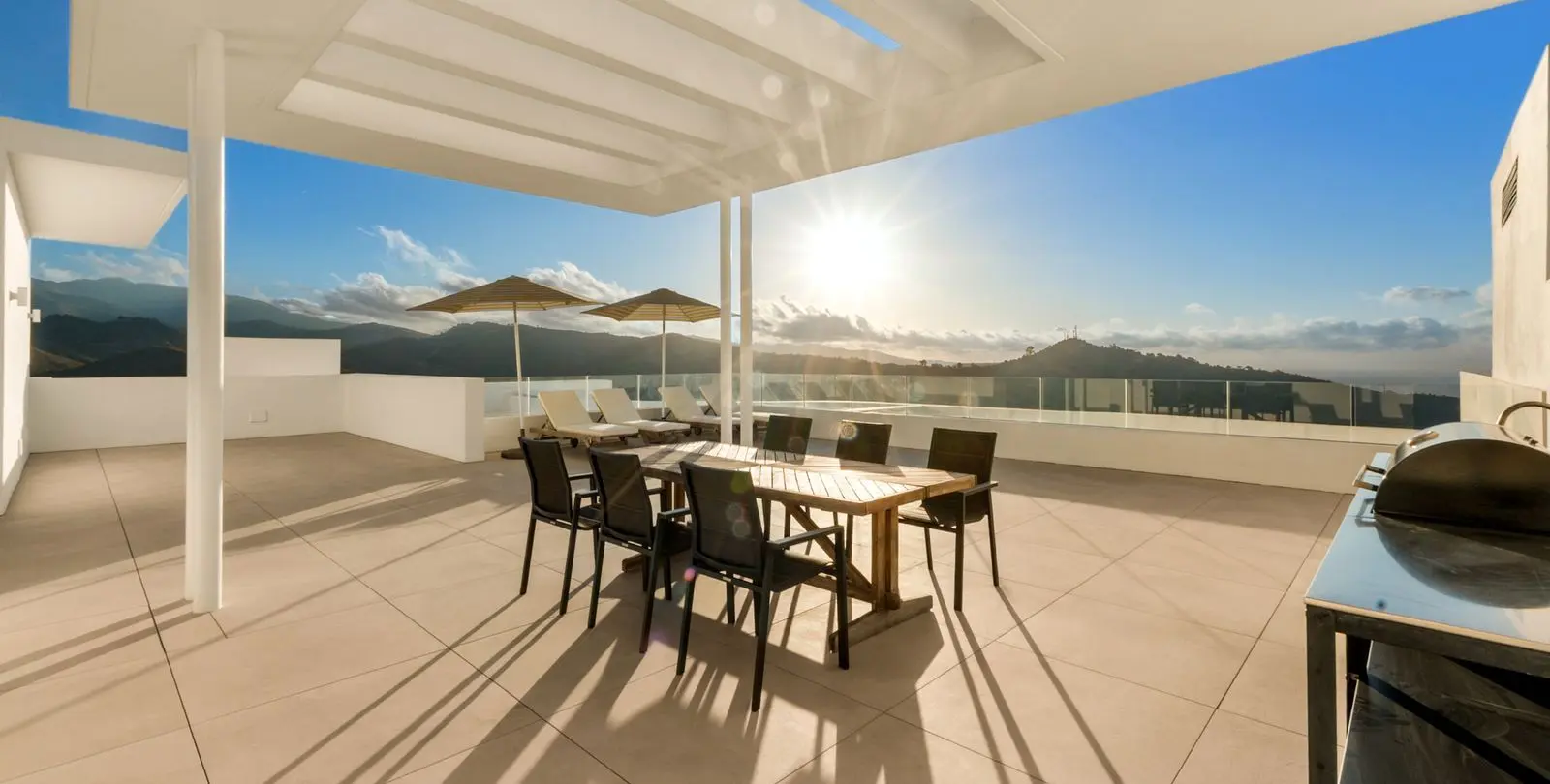 Venta de ático dúplex en Ojén 28
