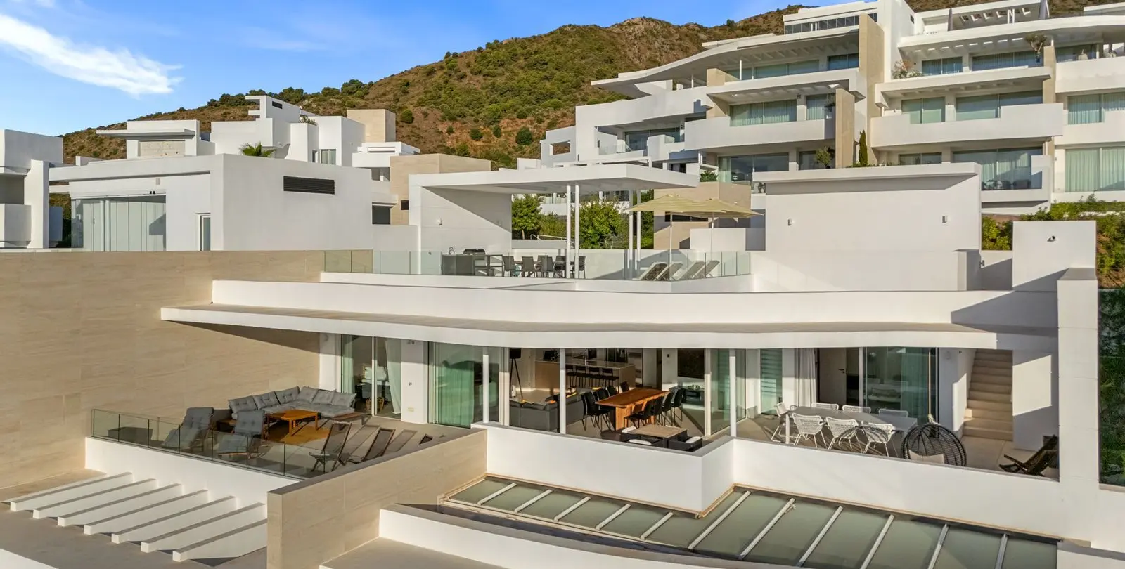 Venta de ático dúplex en Ojén 33