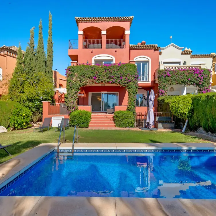 Venta de adosado en Nueva Andalucía