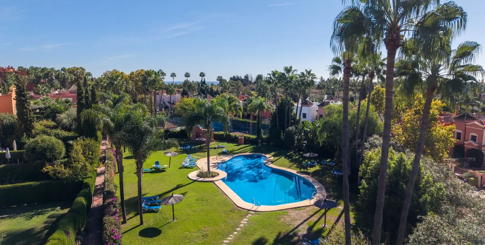 Venta de adosado en Nueva Andalucía 47
