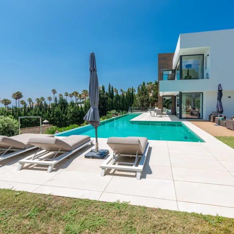 Venta de villa independiente en Manilva